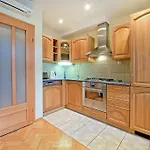 B.O.B. Apartment